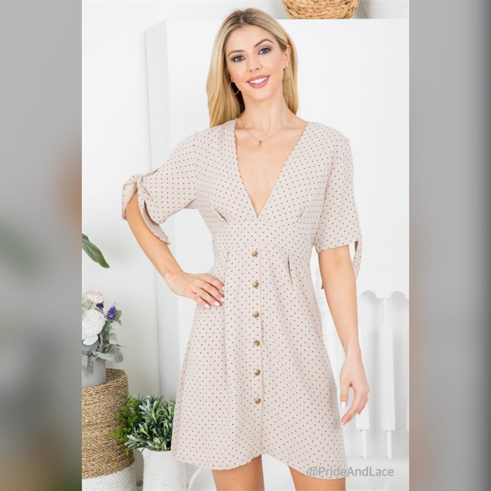 NATURAL WITH DOT PATTERN SLITTED TIE SLEEVELESS WOVEN DRESS